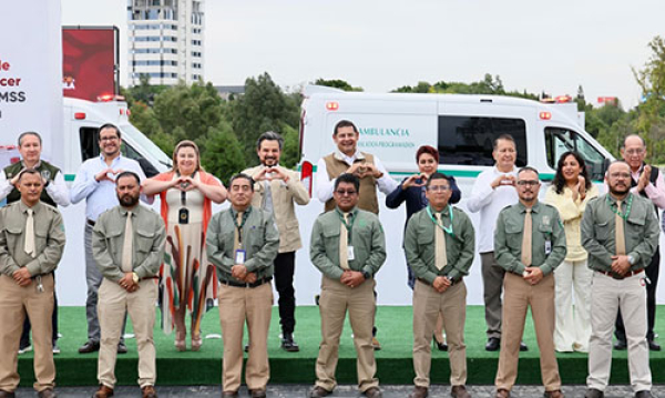 El IMSS Puebla estrena nuevas ambulancias