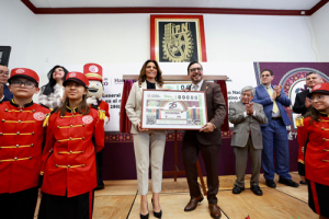 Firman convenio IPN y Lotería Nacional