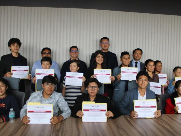 Puebla presente en competencia de matemáticas en Singapur