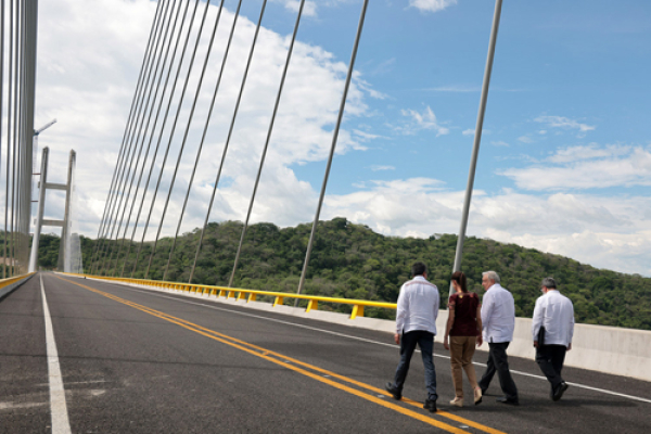 Queda inaugurado el puente de la Concordia en Chiapas