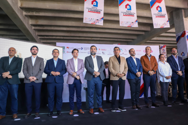 El gobernador SCP inauguró &quot;Expo Construcción y Vivienda Imagen CMIC&quot;