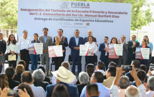 El gobernador de Puebla inauguró el techado de CEC del Sur