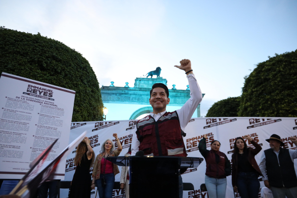 Emmanuel Reyes aspira a la alcaldía de León