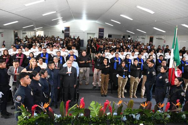 Celebra UCIPS graduación de estudiantes