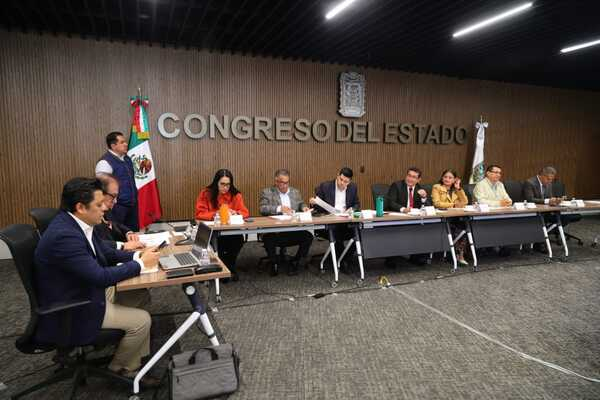 Congreso entrevista a aspirantes a la ASE