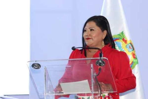 Araceli Celestino rinde 1er Informe Legislativo