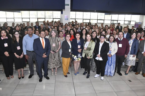 Capacitan a expertos para evaluar programas de salud