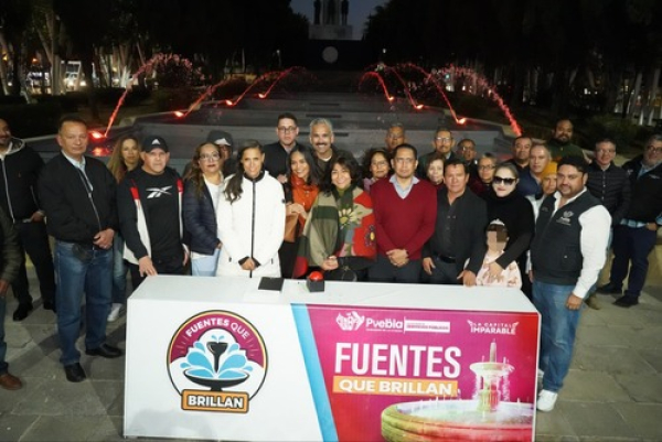 Brindan mantenimiento a fuente Hermanos Serd&aacute;n