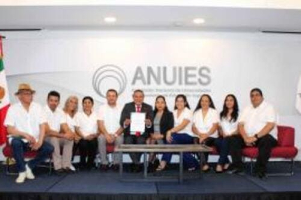 BUAP participa en Foro Nacional de Servicio Social