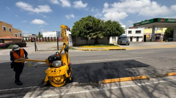 Avanza &quot;Bacheando Puebla&quot; por más vialidades