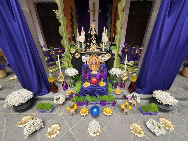 Instalan Altar de Dolores en Centro Histórico