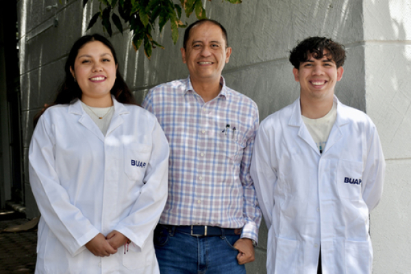 En BUAP se estudian antimicrobianos de origen natural