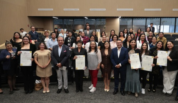 Legislativo rinde homenaje a mujeres líderes