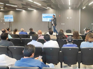 Capacita CEASPUE a organismos operadores