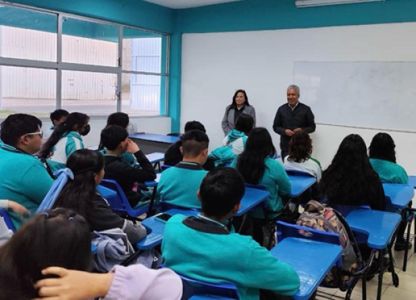 Impulsar la educación de calidad en Puebla