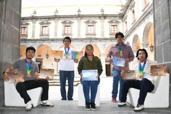 Estudiantes de la BUAP obtienen medallas de oro, plata y bronce