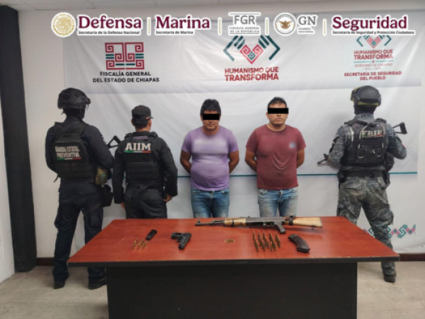 Vinculan a tres personas en Chiapas por bloqueos carreteros y quema de vehículos