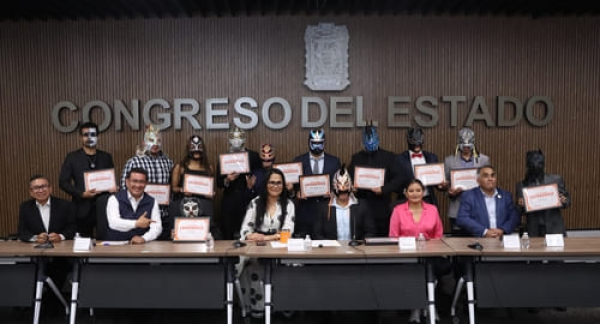 Congreso reconoce a luchadores poblanos