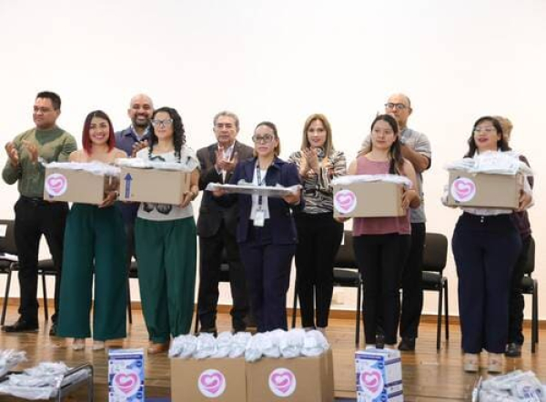 SEDIF entrega equipo médico a hospitales de Puebla