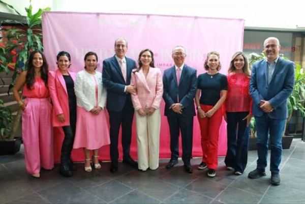 Realiza SMDIF conversatorio 'Historias que Inspiran'