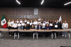 Congreso reconoce a jóvenes bailarines de Texmelucan