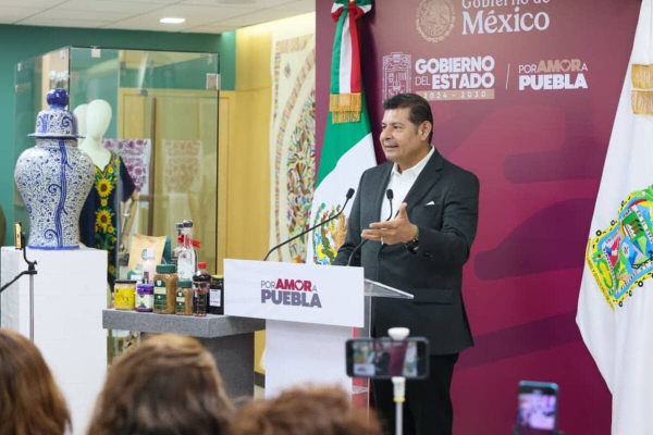 Puebla aplica modelo de desarrollo comunitario: Armenta