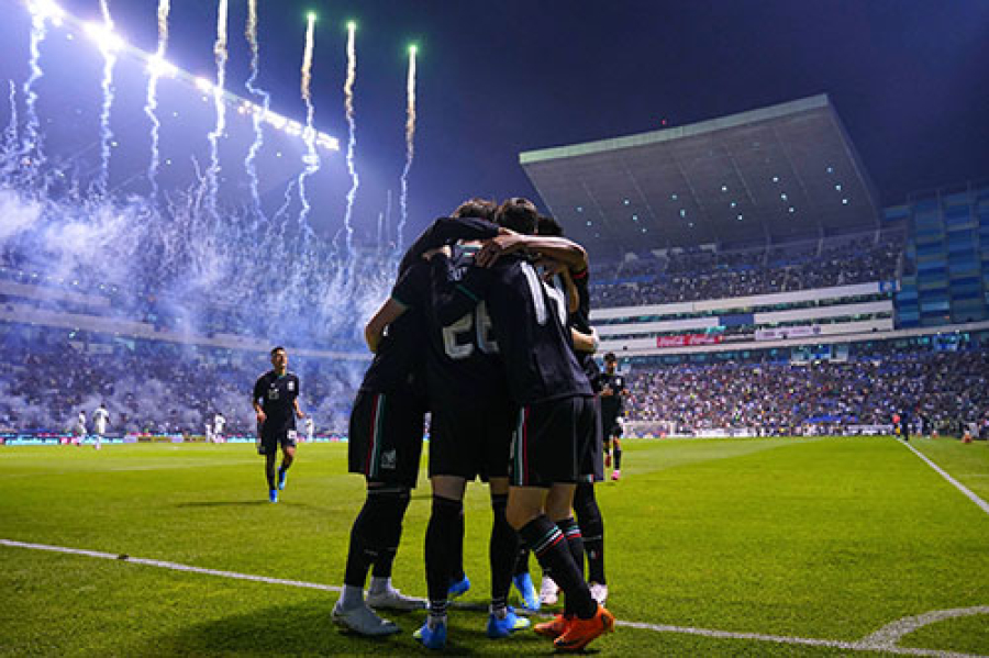 SNM derrota a Ghana en el estadio Cuauhtémoc