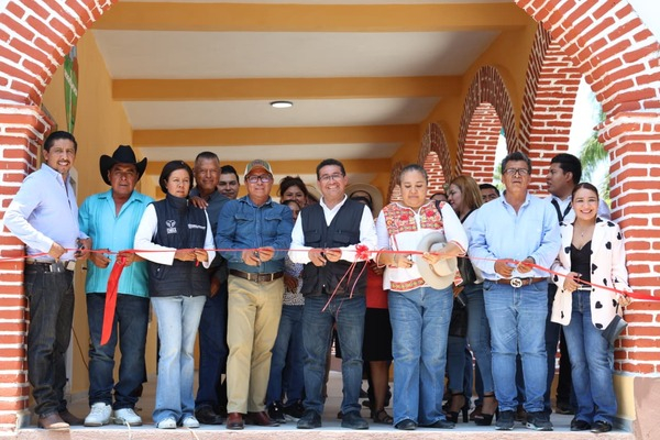 Legislar es servir a la gente: Pavel Gaspar