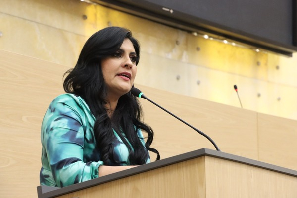 Delfina Pozos pide esclarecer promoción anticipada