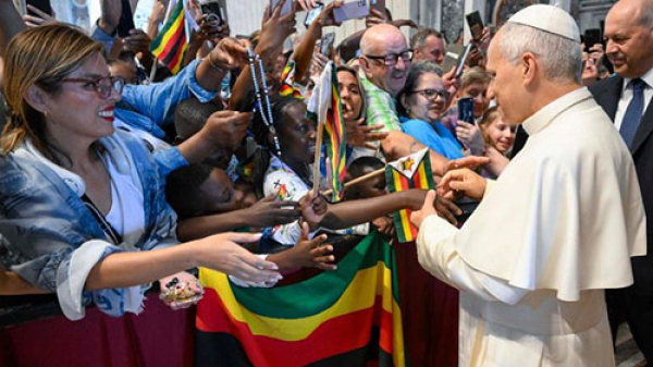 El Papa León XIV envía ayuda a zonas de Colombia por terremoto