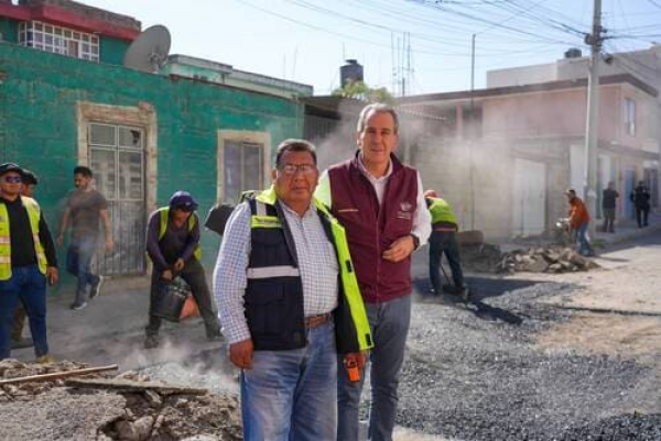 Avanza bacheo en Minerales de Guadalupe