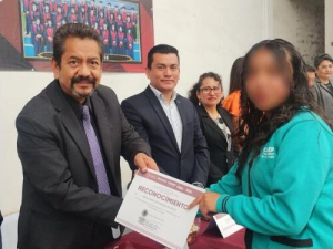 Más de 8 mil estudiantes se graduan del COBAEP