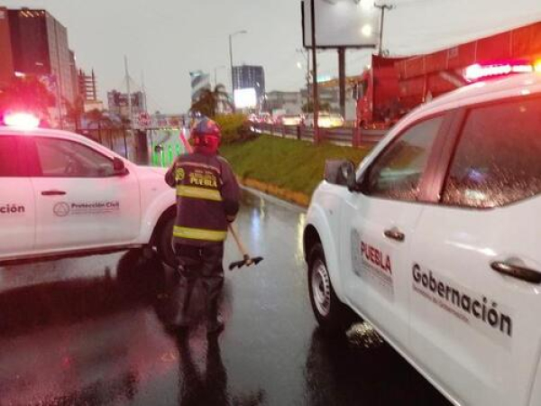 Atiende Protección Civil incidentes generados por lluvias