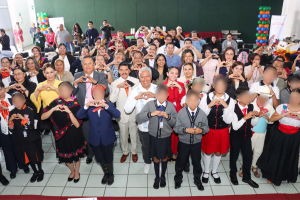 Secretaría de Educación realiza Feria Cultural de Inglés