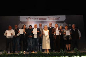 Puebla Capital reconoce a Mesas Directivas de Vecinos