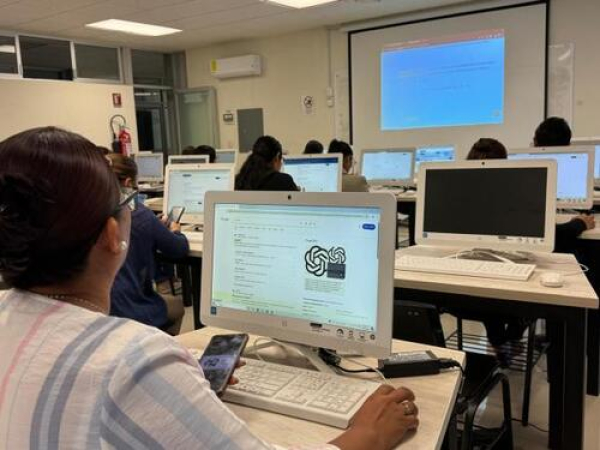 Capacita IPMP en uso especializado de ChatGPT