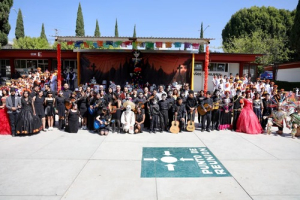 Bienestar fortalece tradiciones en comunidad escolar