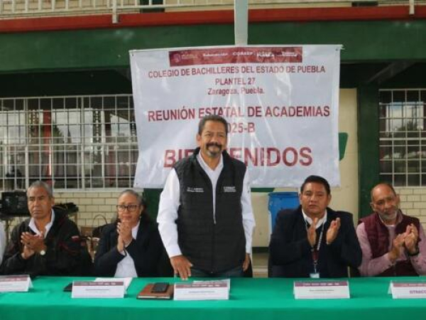 Docentes COBAEP realizan encuentro académico