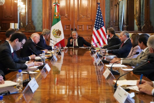 México y EE.UU. mantienen diálogo sobre energía y ambiente.