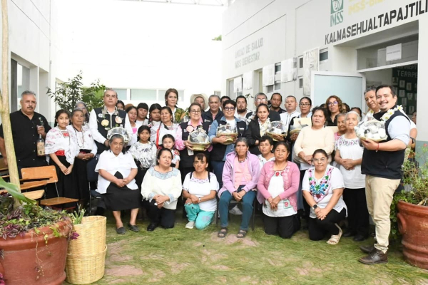 Puebla fortalece modelo de salud intercultural