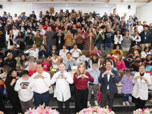 Ni&ntilde;as y ni&ntilde;os reciben implantes auditivos: SEDIF