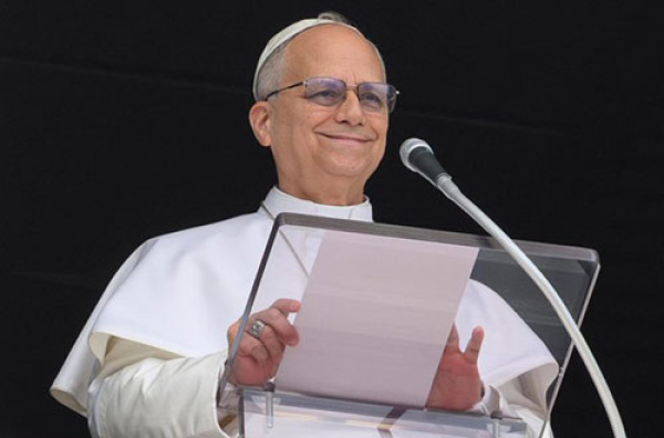 El Papa recuerda que el amor de Dios no es idea humana, sino «vida divina»