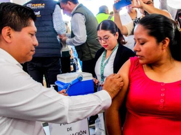 Xicotepec arranca Campaña de Vacunación Invernal