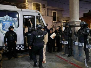 SSP traslada reos del penal de Cholula