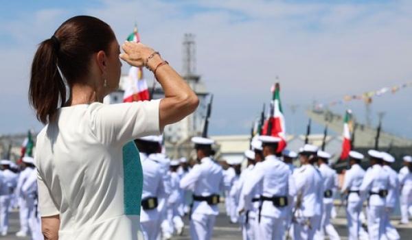 México conmemora aniversario de la Armada
