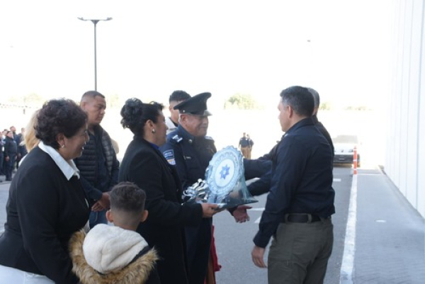 Comandante Alfonso Torres se retira de SSC