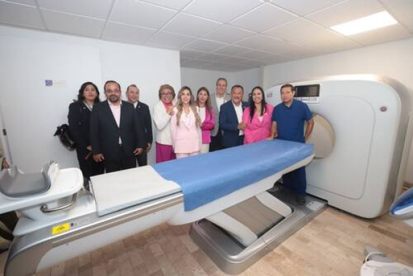 Benefician a 40 poblanas con apoyos oncológicos