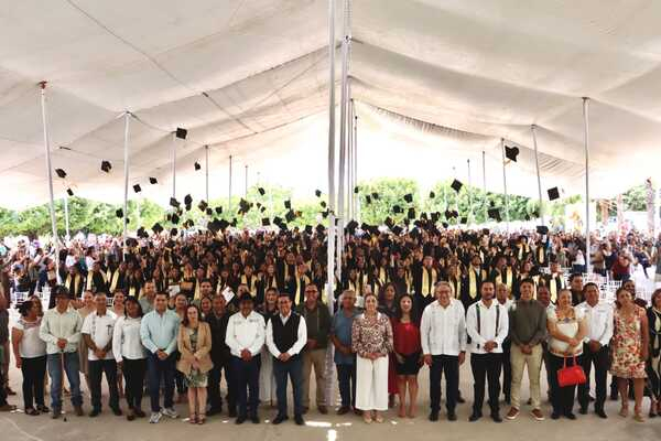 Educación impulsa desarrollo de la Mixteca: Pável Gaspar