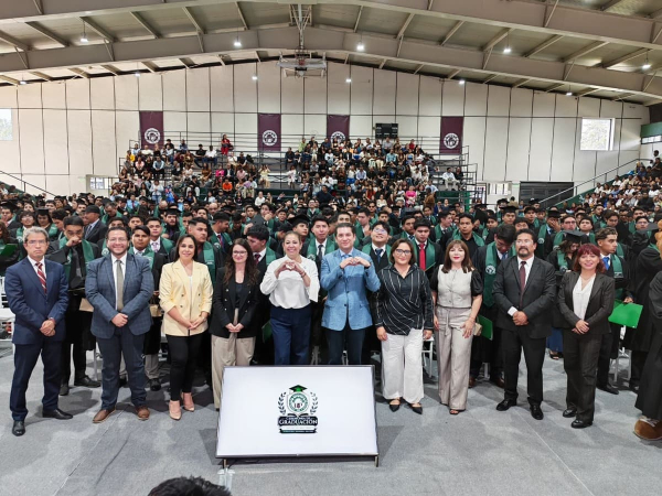 UTP gradúa a nuevos profesionistas