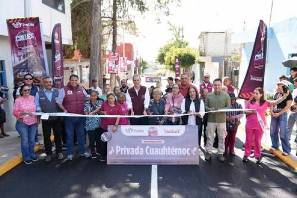 Entregan pavimentación en Guadalupe Hidalgo 2da. Sección